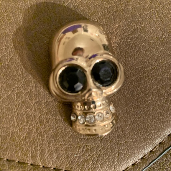 Skull Envelope Clutch Alexander McQueen inspired - Picture 5 of 5